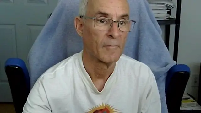 Snapshot of funone1999 chatting on 29, 10, 2025 funone1999 online show from 29, 10, 2025