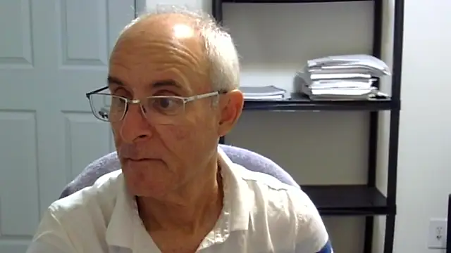 Snapshot of funone1999 chatting on 16, 11, 2025 funone1999 online show from 16, 11, 2025