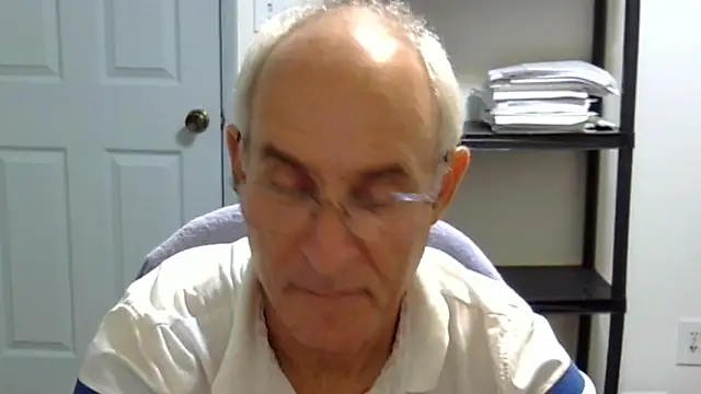 Snapshot of funone1999 chatting on 23, 11, 2025 funone1999 online show from 23, 11, 2025