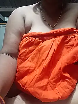 Snapshot of riyanag2 chatting on 25, 10, 2025 riyanag2 online show from 25, 10, 2025