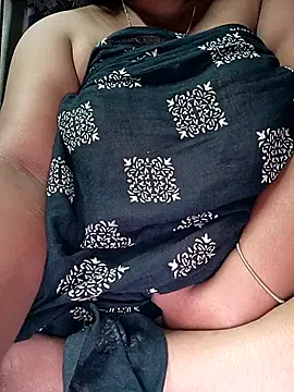 Snapshot of riyanag2 chatting on 4, 11, 2025 riyanag2 online show from 4, 11, 2025