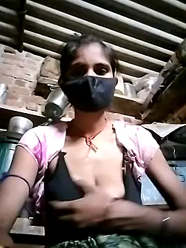 Snapshot of Joshi_Love143 chatting on 14, 11, 2025 Joshi Love143 online show from 14, 11, 2025