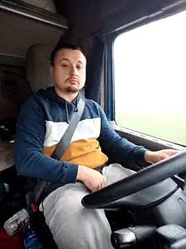 Amberdual online show from 30, 10, 2025