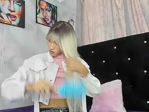 Snapshot of samara_novice18 chatting on 20, 9, 2025 samara novice18 online show from 20, 9, 2025