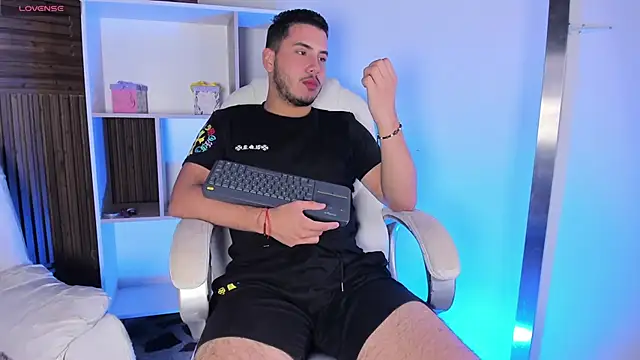 Axel grey  online show from 4, 11, 2025