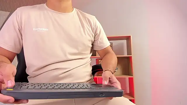 Snapshot of Axel_grey_ chatting on 7, 2, 2026 Axel grey online show from 7, 2, 2026