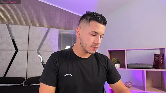 Snapshot of Axel_grey_ chatting on 19, 2, 2026 Axel grey online show from 19, 2, 2026