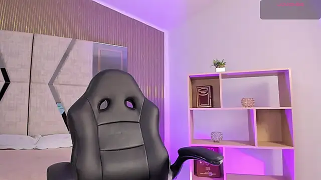 Snapshot of Axel_grey_ chatting on 3, 3, 2026 Axel grey online show from 3, 3, 2026