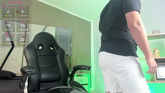 Snapshot of Axel_grey_ chatting on 17, 3, 2026 Axel grey online show from 17, 3, 2026