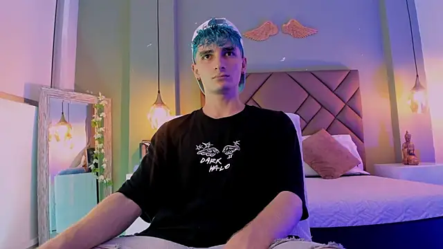 JaydenVillalobos online show from 13, 9, 2025