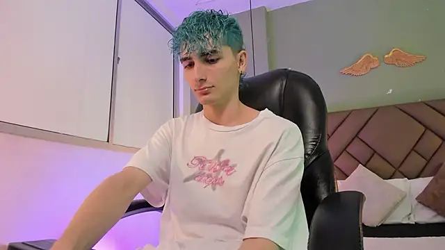 JaydenVillalobos online show from 19, 9, 2025