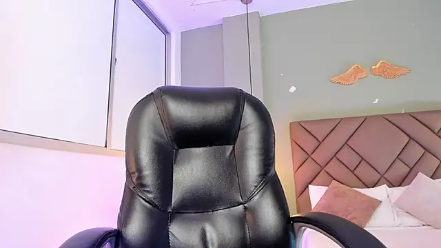 JaydenVillalobos online show from 2, 10, 2025