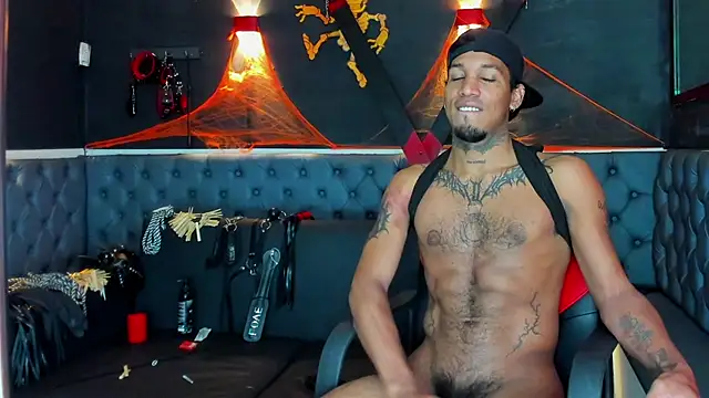 Snapshot of DIEGO_WICKED chatting on 26, 10, 2025 DIEGO WICKED online show from 26, 10, 2025