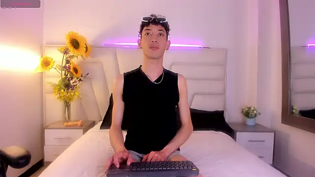 Snapshot of Ashton_Myers chatting on 19, 9, 2025 Ashton Myers online show from 19, 9, 2025