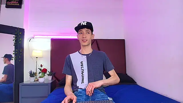 Snapshot of Ashton_Myers chatting on 23, 9, 2025 Ashton Myers online show from 23, 9, 2025