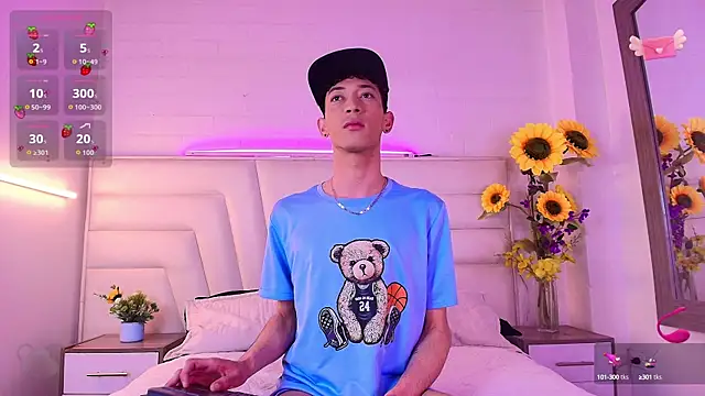 Snapshot of Ashton_Myers chatting on 2, 10, 2025 Ashton Myers online show from 2, 10, 2025