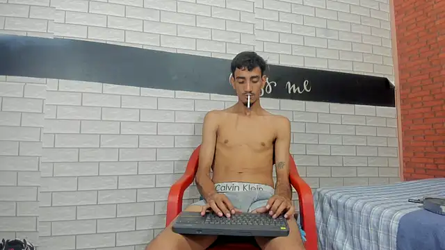 Snapshot of Sexvergon_26 chatting on 13, 10, 2025 Sexvergon 26 online show from 13, 10, 2025