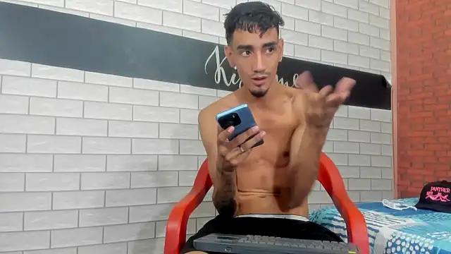 Snapshot of Sexvergon_26 chatting on 25, 10, 2025 Sexvergon 26 online show from 25, 10, 2025