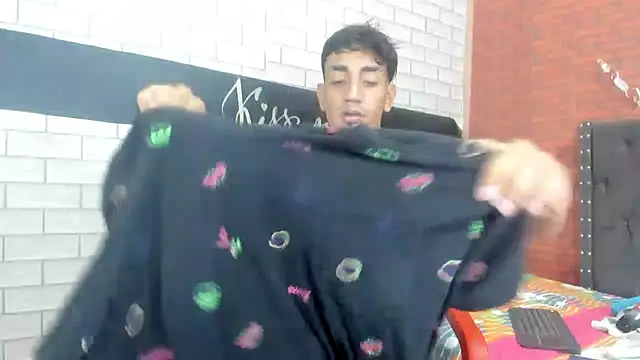 Snapshot of Sexvergon_26 chatting on 8, 11, 2025 Sexvergon 26 online show from 8, 11, 2025