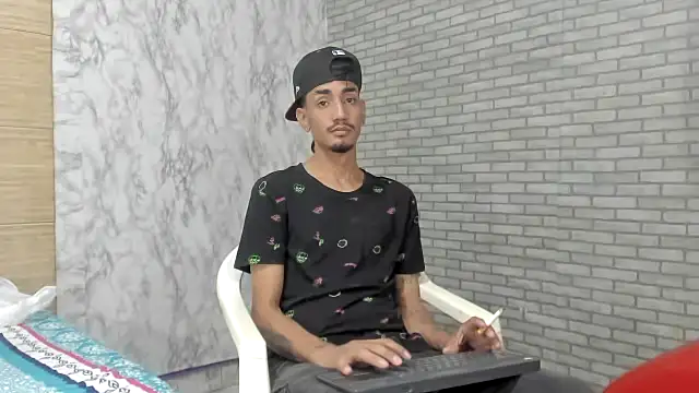 Snapshot of Sexvergon_26 chatting on 24, 11, 2025 Sexvergon 26 online show from 24, 11, 2025