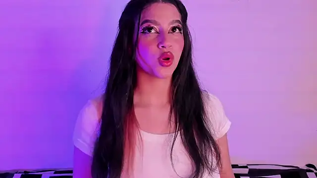 Snapshot of Megan_Luxe chatting on 9, 2, 2026 Megan Luxe online show from 9, 2, 2026