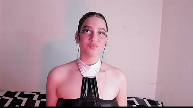 Snapshot of Megan_Luxe chatting on 1, 3, 2026 Megan Luxe online show from 1, 3, 2026