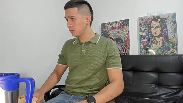Mike3Xxx online show from 28, 9, 2025