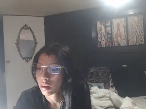 Dara-montenegro online show from 10, 10, 2025