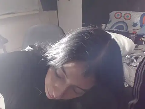 Dara-montenegro online show from 11, 10, 2025