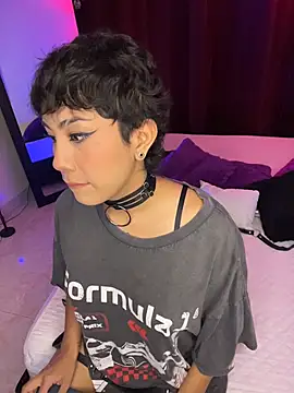 ZahaRose online show from 4, 11, 2025