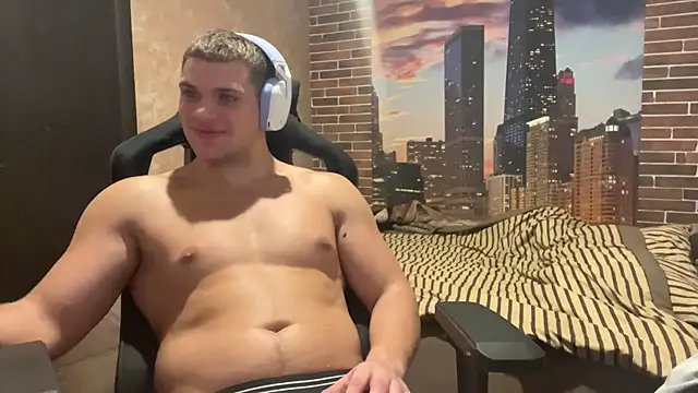 Snapshot of MusclePhantom chatting on 30, 10, 2025 MusclePhantom online show from 30, 10, 2025