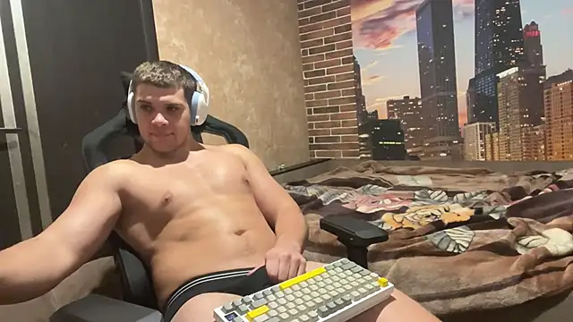 Snapshot of MusclePhantom chatting on 9, 11, 2025 MusclePhantom online show from 9, 11, 2025