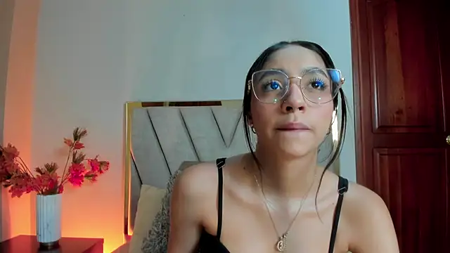 IvyJhons online show from 20, 12, 2025