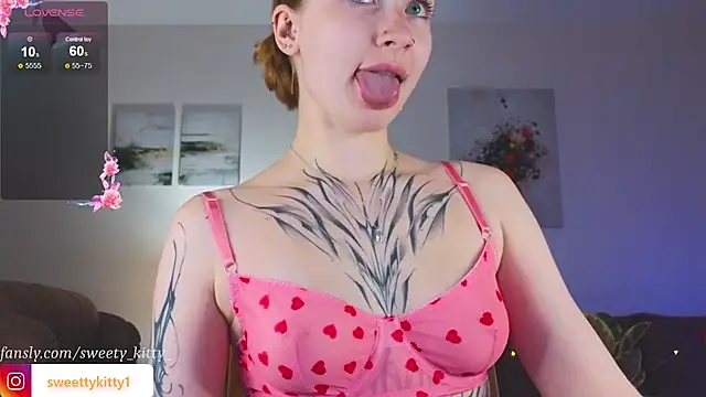 sweettykitty online show from 21, 10, 2025