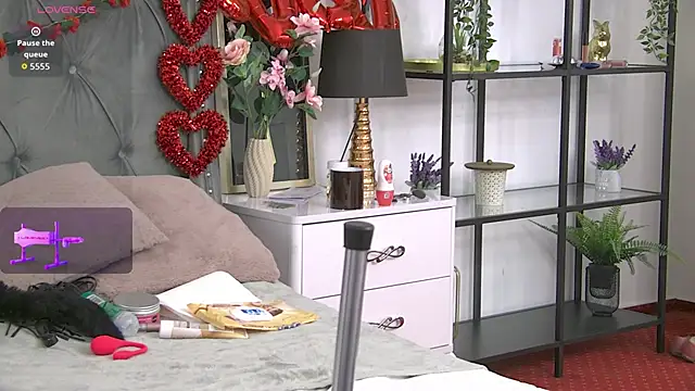 LolaButtie online show from 27, 2, 2026