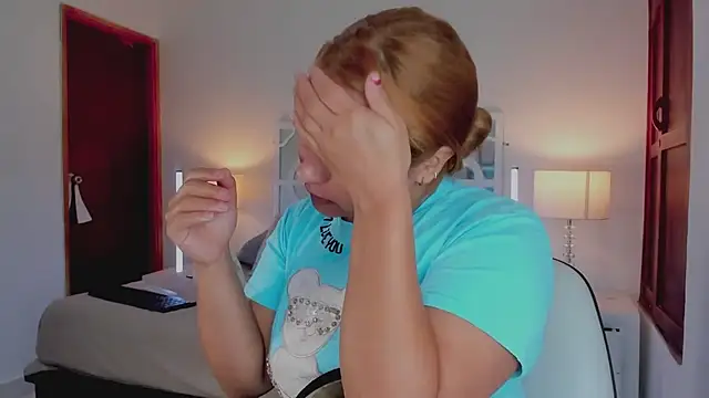 MikaelaStone online show from 18, 1, 2026