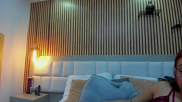 KattyBonnie online show from 19, 10, 2025