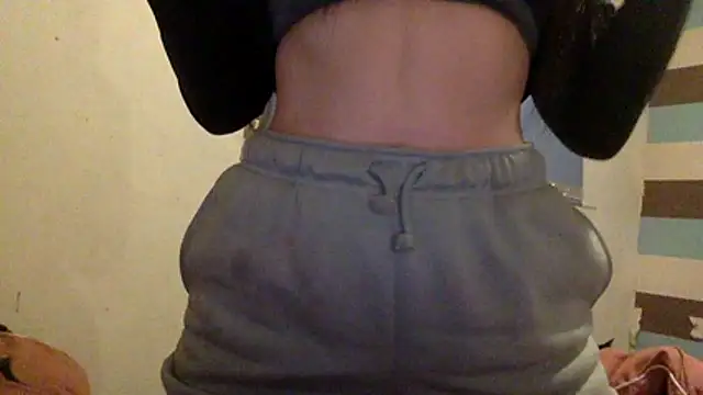 Snapshot of Bellababexox chatting on 17, 11, 2025 Bellababexox online show from 17, 11, 2025