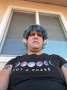 Snapshot of Julietserenity chatting on 24, 11, 2025 Julietserenity online show from 24, 11, 2025