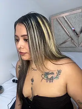 ashley-swift- online show from 21, 10, 2025