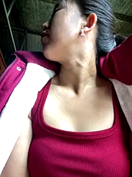 Huong-Ly online show from 16, 12, 2025