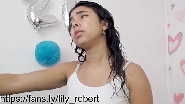 lily robertss  online show from 13, 9, 2025