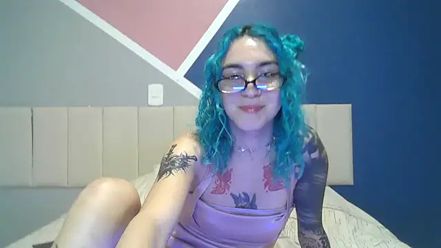 Snapshot of peetitefairy chatting on 11, 10, 2025 peetitefairy online show from 11, 10, 2025