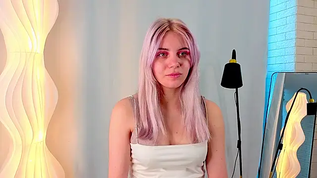 Snapshot of BlissBoardley chatting on 24, 10, 2025 BlissBoardley online show from 24, 10, 2025