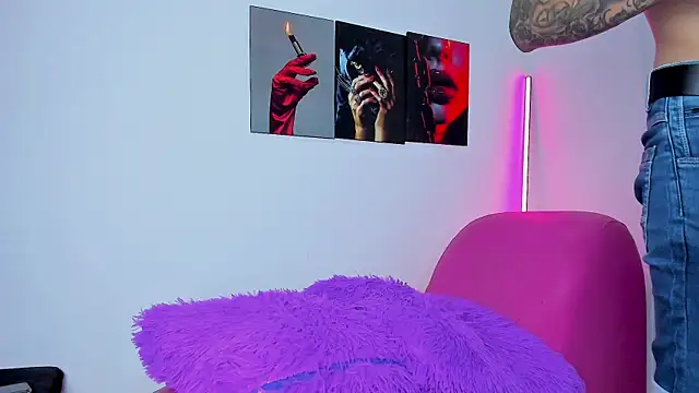 Sweettmia online show from 9, 11, 2025