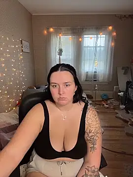 Snapshot of goddesskass chatting on 20, 10, 2025 goddesskass online show from 20, 10, 2025