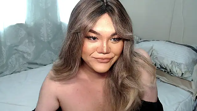 Snapshot of Olivia_lore chatting on 22, 10, 2025 Olivia lore online show from 22, 10, 2025