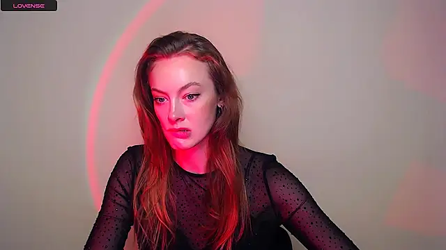 RoxySami  online show from 4, 10, 2025