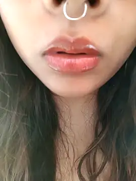 Hott Muskan online show from 20, 11, 2025