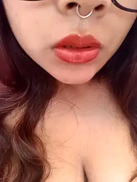 Hott Muskan online show from 30, 11, 2025